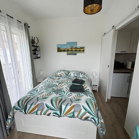 Cosy Loire, T2 Neuf, Front De Loire ,Vue Cathedrale,5Min A Pied Centre Ville Et Parking Prive أورلييو المظهر الخارجي الصورة