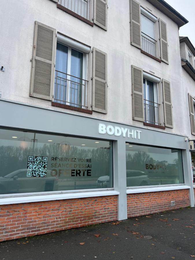 Cosy Loire, T2 Neuf, Front De Loire ,Vue Cathedrale,5Min A Pied Centre Ville Et Parking Prive أورلييو المظهر الخارجي الصورة